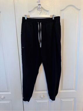 FIGS scrub pants high waisted black women’s XL